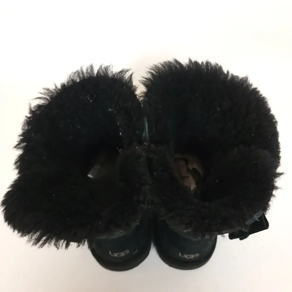 UGG Girls Mini Bailey Bow II Boots Black Sheepskin Water Resistant Youth Size 2